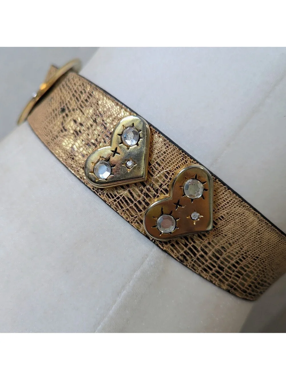 Vintage 80s 90s Made in Italy gold leather heart concho belt - Size S
